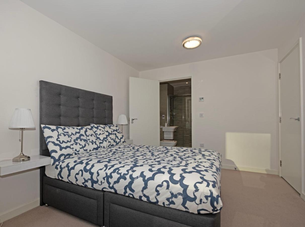 Kew Bridge Penthouse Appartement Londen Buitenkant foto