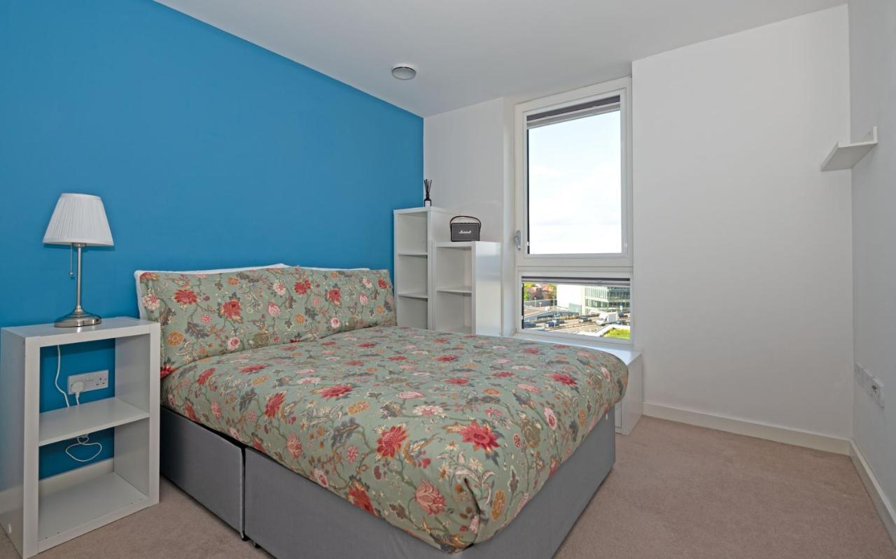 Kew Bridge Penthouse Appartement Londen Buitenkant foto