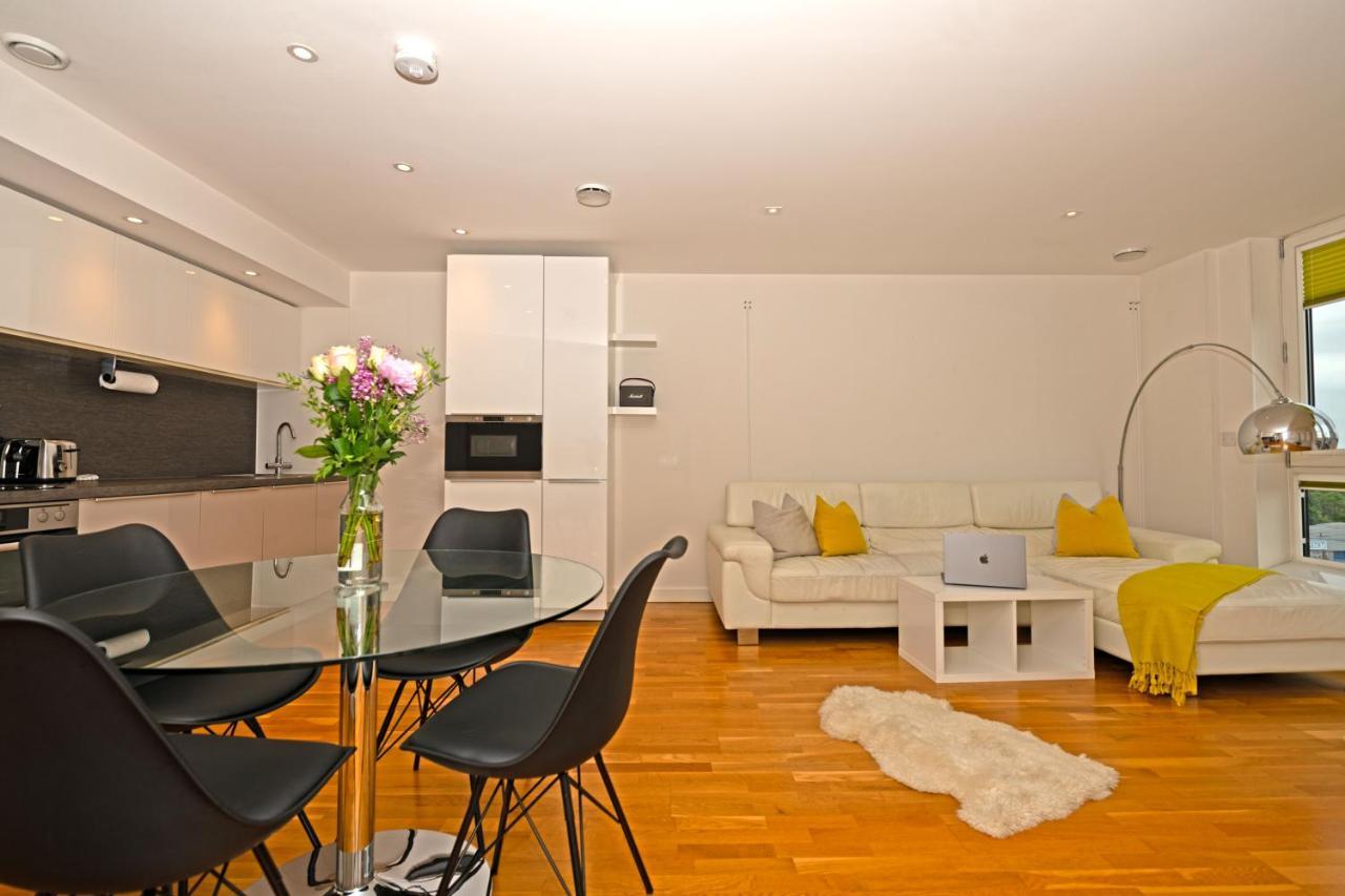 Kew Bridge Penthouse Appartement Londen Buitenkant foto