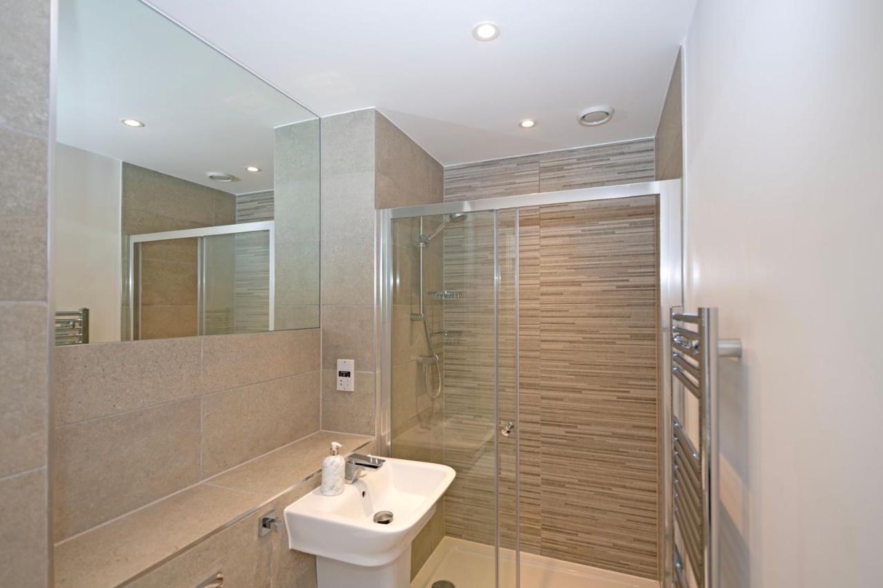 Kew Bridge Penthouse Appartement Londen Buitenkant foto